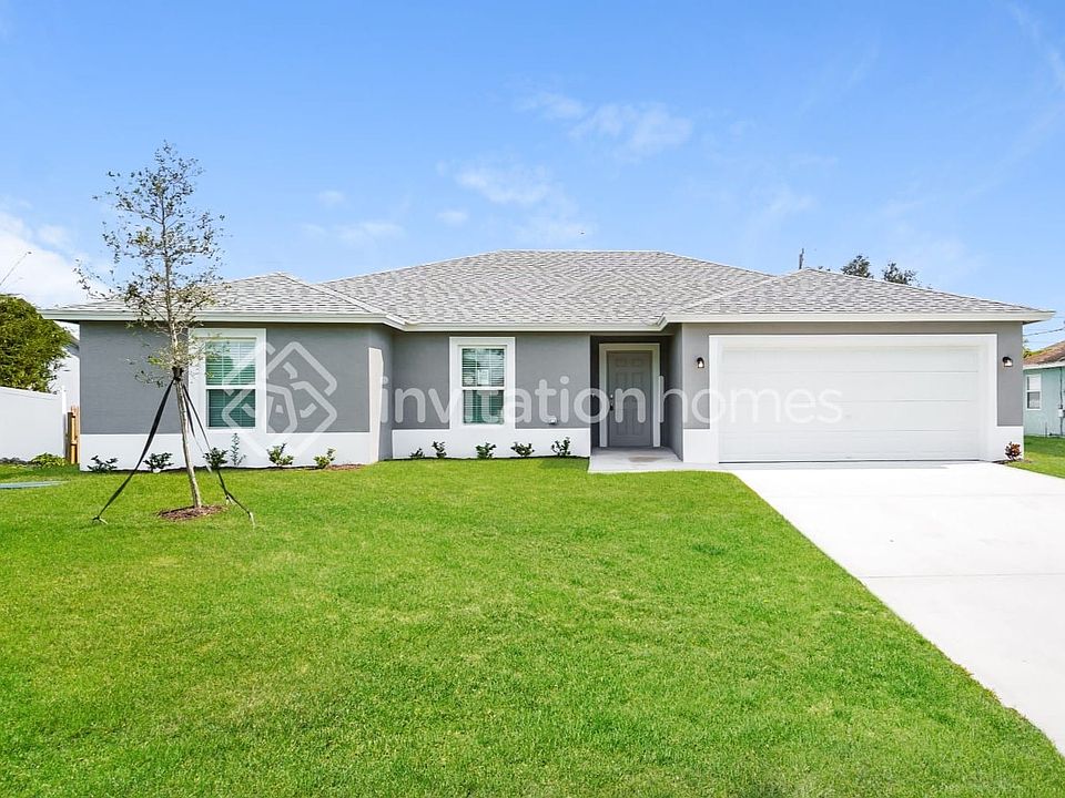 1st image of 432 SE Karney Ter