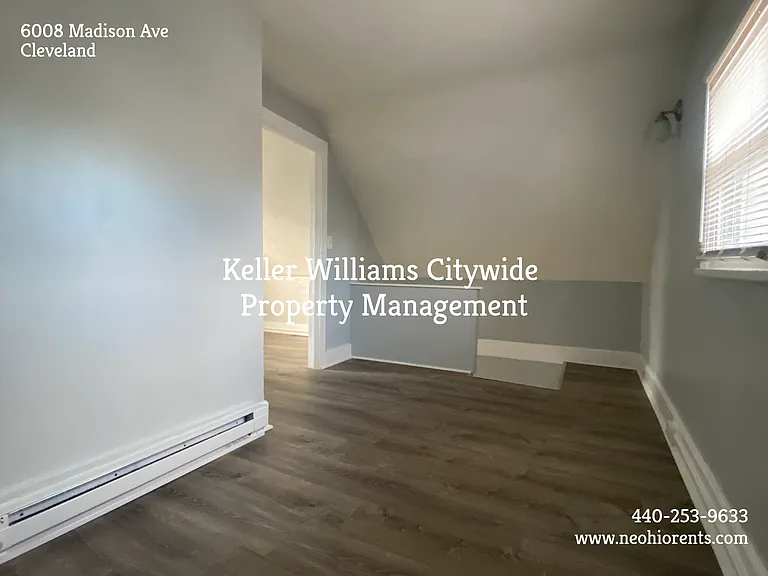 6008 Madison Ave - single family 2 bedroom with a loft — Photo 11