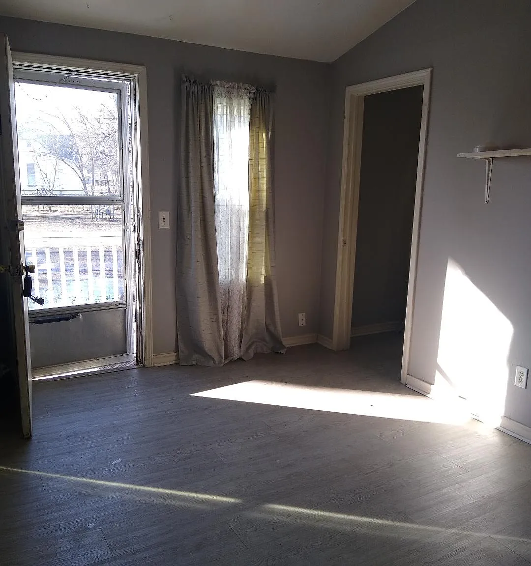 1 bed, 500 sqft, $695 — Photo 1