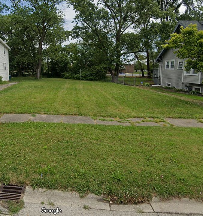 1st image of 15025 Riverside Dr