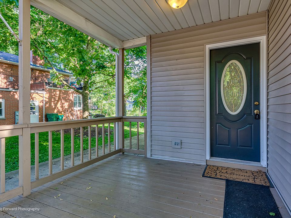 224 Charles St, Sycamore, IL 60178 Zillow