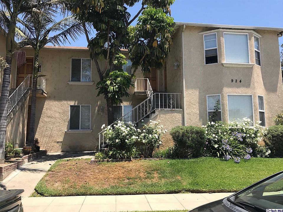 1st image of 924 Estelle Ave