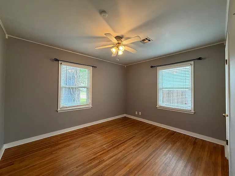3820 S Detroit Ave — Photo 13