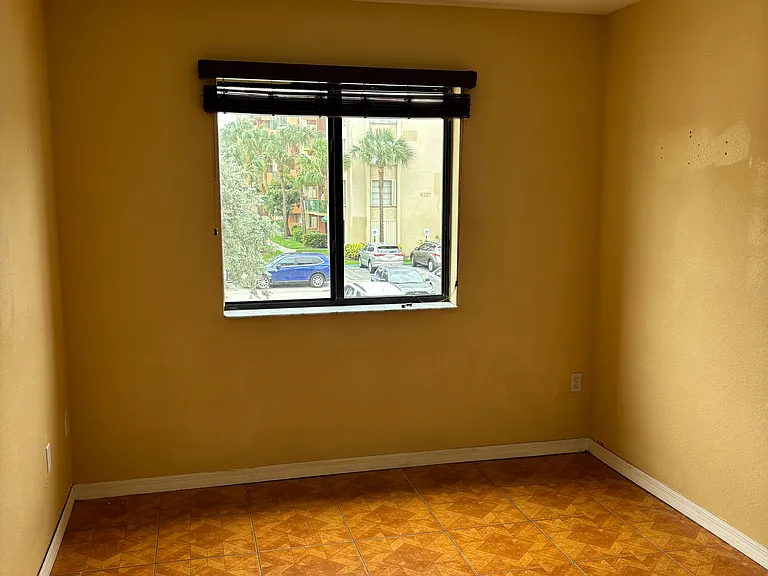 9300 Fontainebleau Blvd #213 — Photo 4