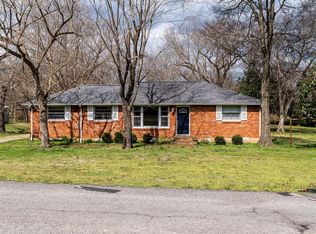 913 Apple Valley Rd, Madison, TN 37115
