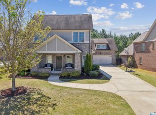 1033 Evan Cir, Chelsea, AL 35043