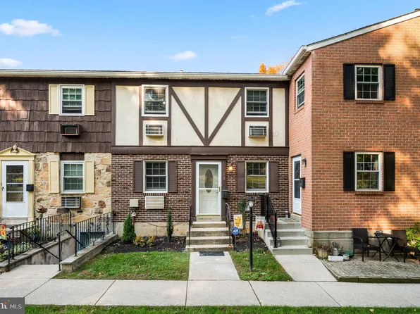 207 Walnut Hill Rd APT B23, West Chester, PA 19382