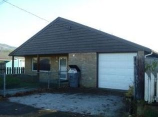 1215 7th Ave, Seaside, OR 97138