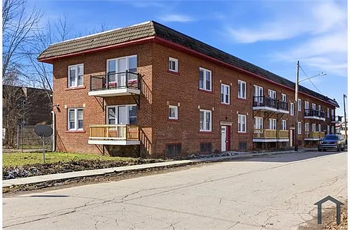 13802 Byron Ave Photo 1