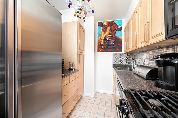 Sold by Compass | media 4