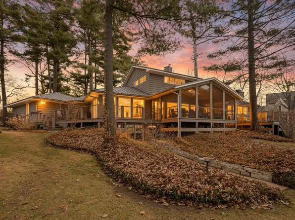 513 Greenway Avenue, Green Lake, WI 54941