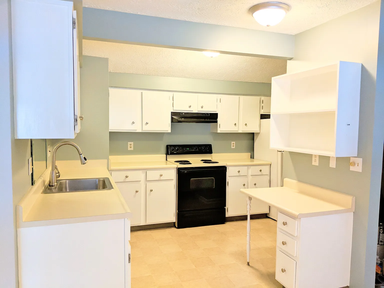 2 bed, 1395 sqft, $1,800 — Photo 1