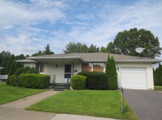 14 Butler St, Old Forge, PA 18518