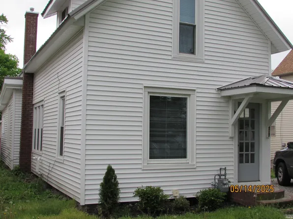 317 S 8th St, Goshen, IN 46528