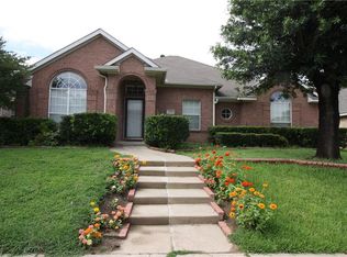 2309 Heather Ridge Ln, Garland, TX 75040