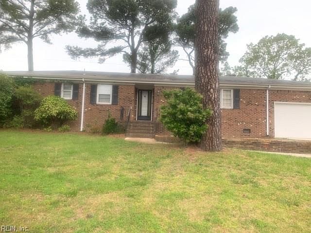 2nd image of 3116 Sand Pine Rd