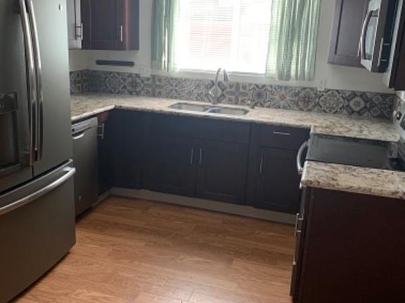 5th image of 2714 N Edith Blvd #B