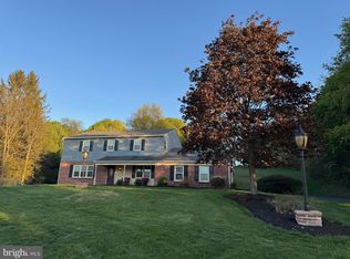 37 Valley Dr, Furlong, PA