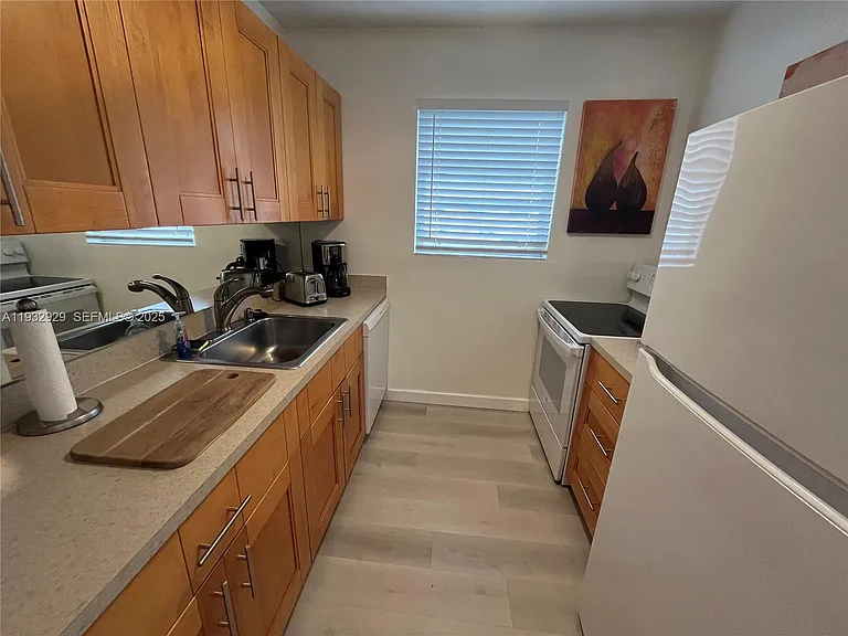 508 Antioch Ave #1 — Photo 6