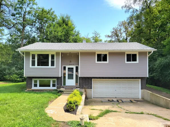 26W153 Jewell Rd, Wheaton, IL 60187