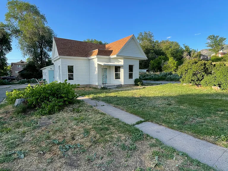 2742 Adams Ave — Photo 12