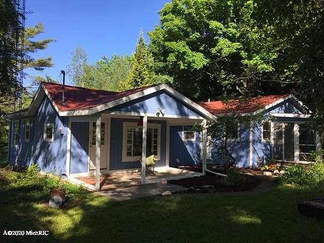 1st image of 5410 S Lakeshore Dr