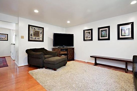 1st image of 6526 Brookleigh Way
