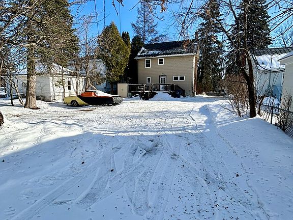 4th image of 1747 Woodland Ave