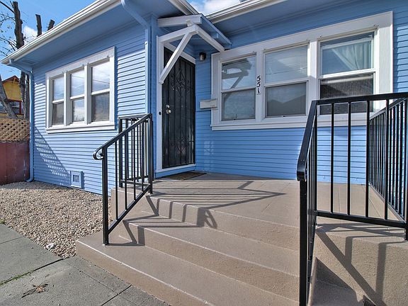5th image of 551 E Saint James St