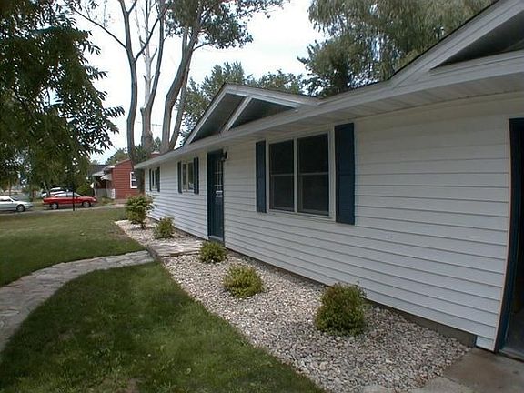 4th image of 606 S 15th Ave