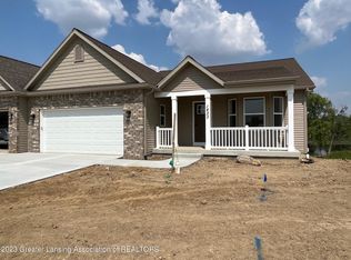 1423 Mallard Cir, Owosso, MI 48867