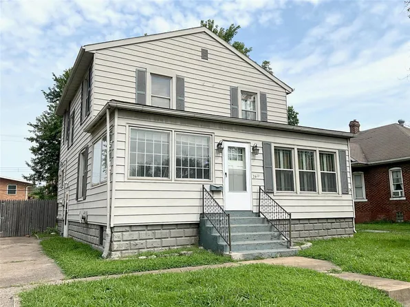 2611 Iowa St, Granite City, IL 62040
