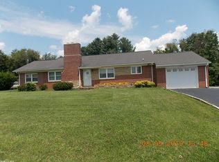 1125 Windsor Ave, Pulaski, VA 24301