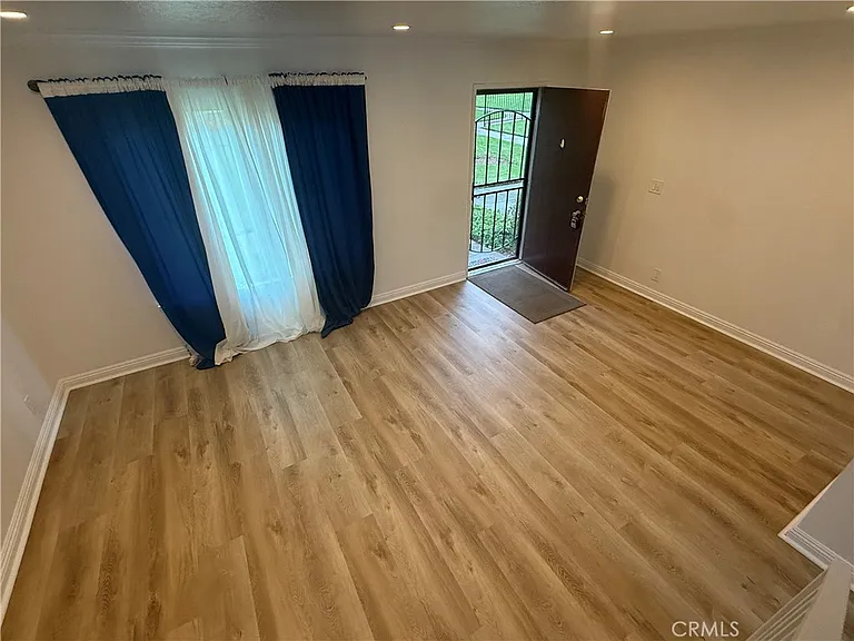 3807 Abbey Way #3807 — Photo 3
