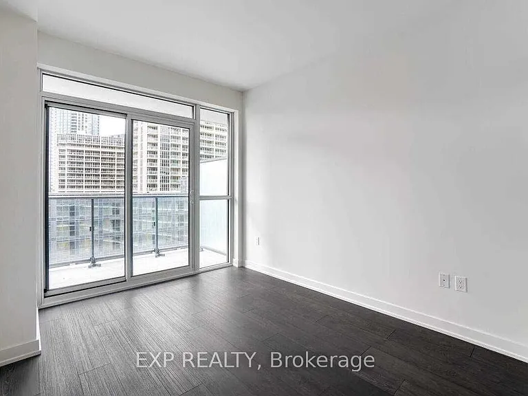 38 Iannuzzi St #813 — Photo 17