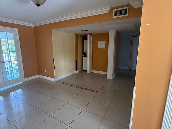 3rd image of 9351 Fontainebleau Blvd APT B217