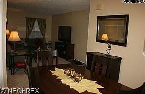 4th image of 13852 Oakbrook Dr #3852