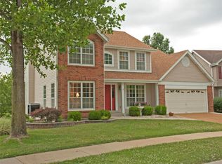 13502 Becker Place Dr, Saint Louis, MO 63128