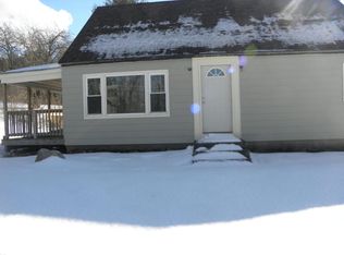 285 Cross Rd, Clarksburg, MA 01247