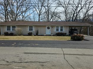 973 Woodland Rd, Rich Creek, VA 24147