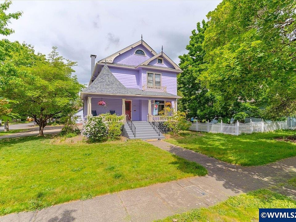 1st image of 1113 Cottage St NE