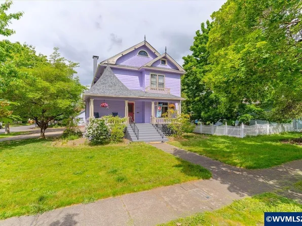 1113 Cottage St NE, Salem, OR 97301