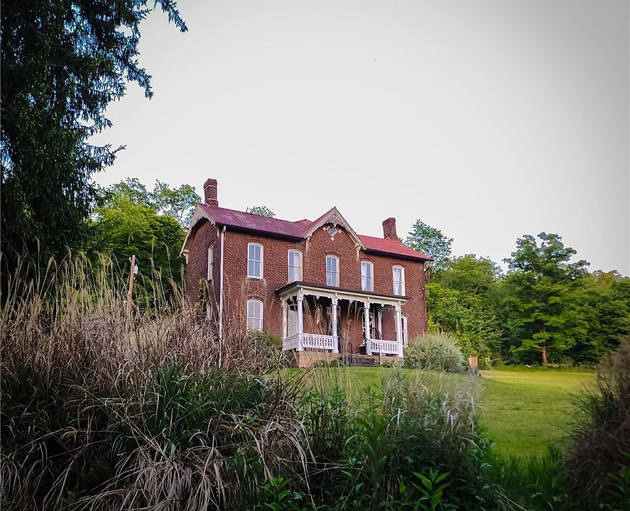 1st image of 389 Rices Landing Rd