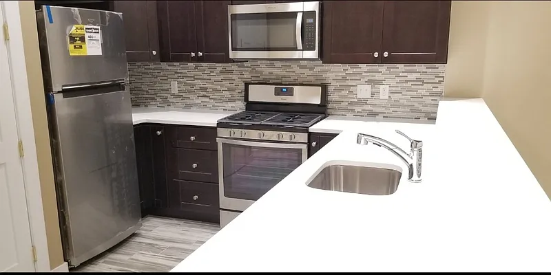 Rented by City Express Realty & Management Corp | media 5