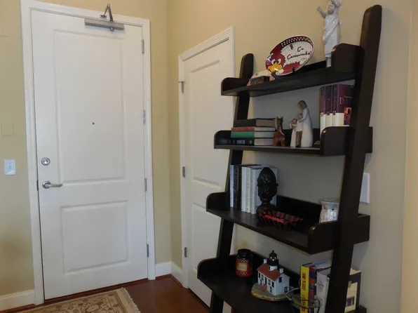 601 Main St APT 117, Columbia, SC 29201