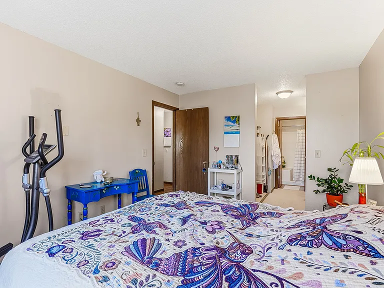 3850 Plymouth Blvd #323 — Photo 14