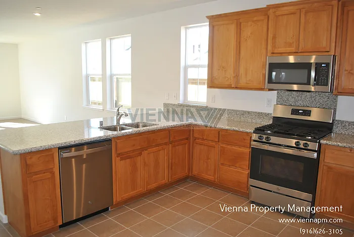 101 Chesapeake Ct — Photo 14