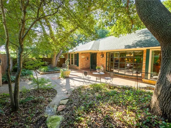 2708 Wooded Acres Dr, Waco, TX 76710