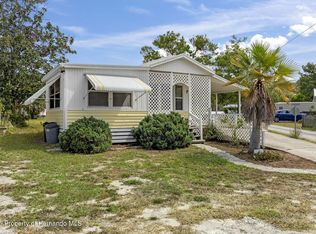 9309 Stingray Dr, Weeki Wachee, FL 34613