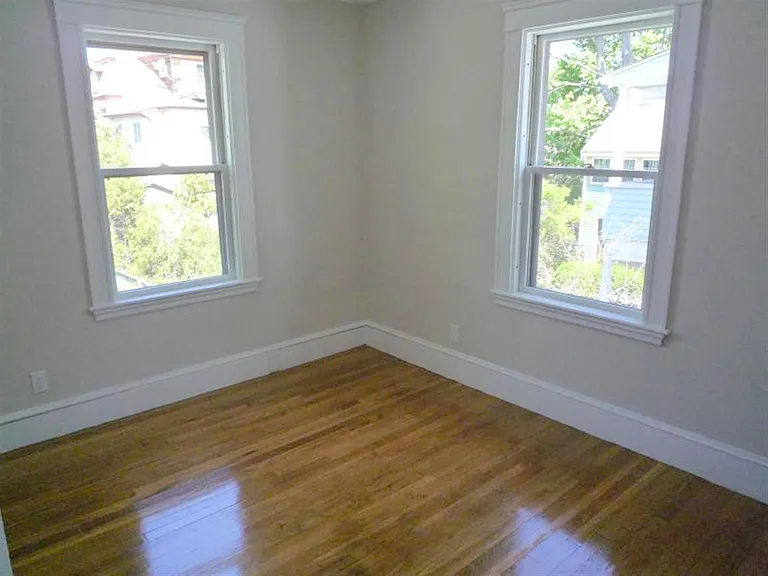 17 Milton St #1 — Photo 6